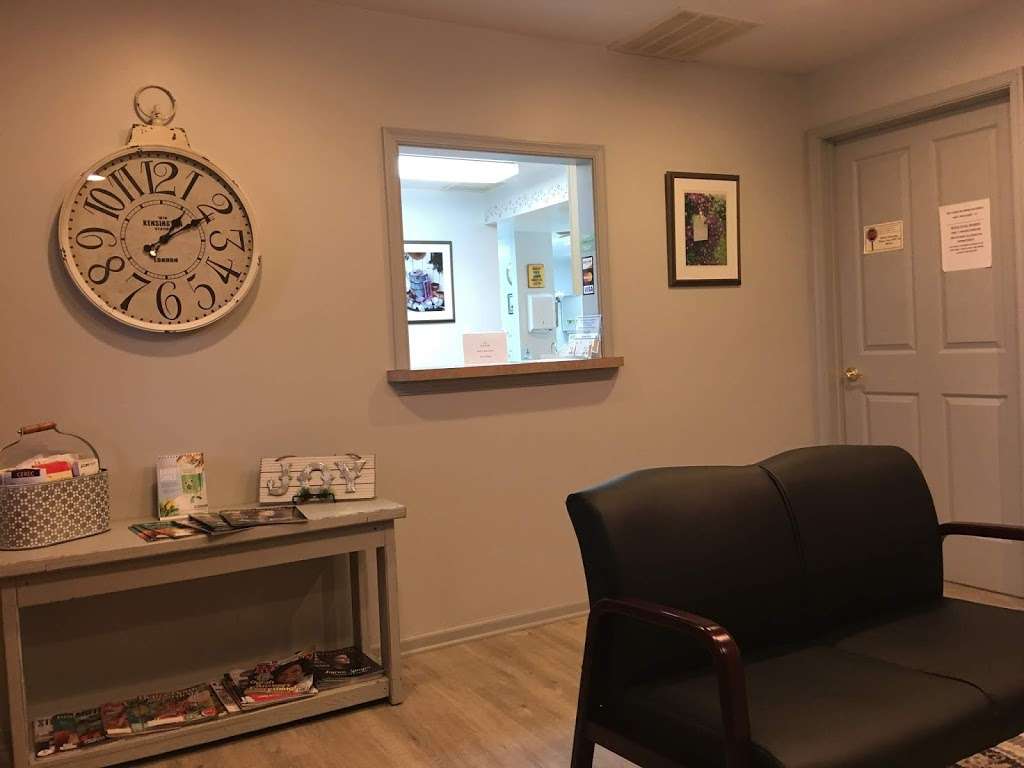 Deborah McClintock DDS | 911 Maryland Ave, Martinsburg, WV 25401, USA | Phone: (304) 267-0809