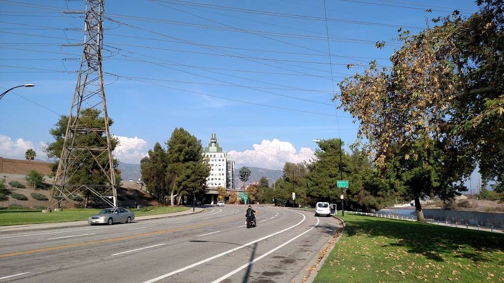 Buena Vista Park - Burbank, CA 91505, USA - BusinessYab