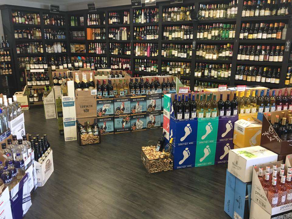 Neighborhood Wine & Spirits | 407 S Plank Rd, Newburgh, NY 12550, USA | Phone: (845) 563-0462