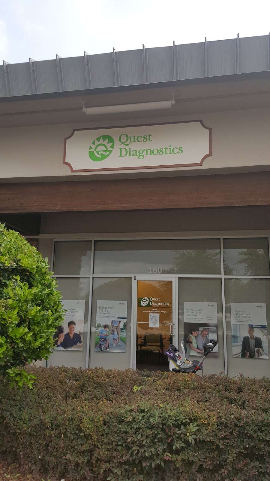 Quest Diagnostics Orlando Stoney Brook Marketplace | 2504 S Alafaya Trail Ste 160, Orlando, FL 32828, USA | Phone: (407) 482-0902