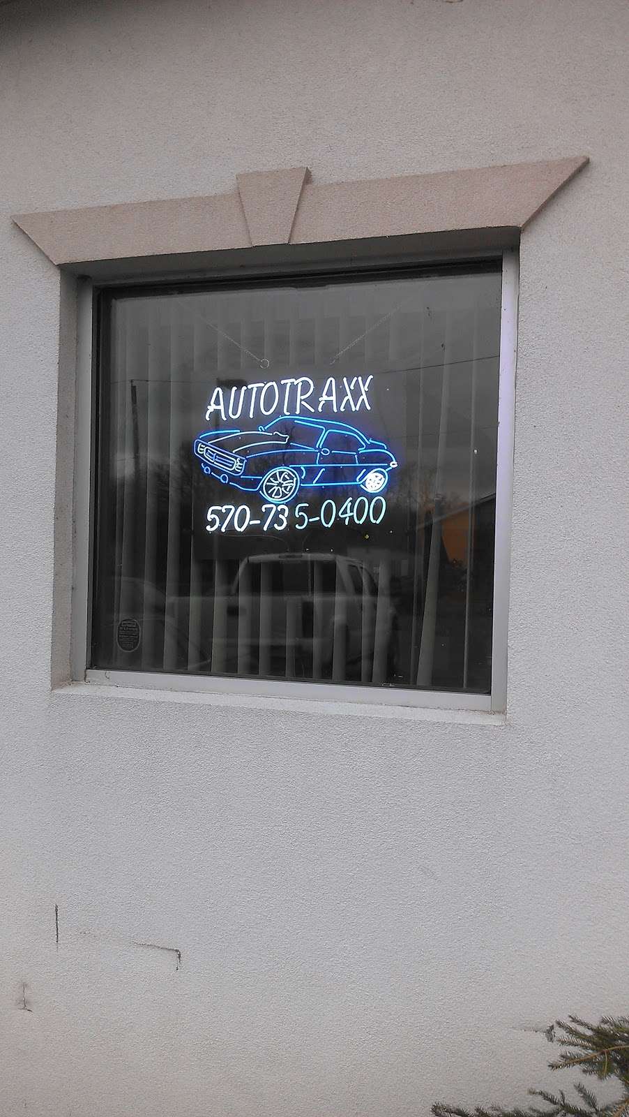 Autotraxx | 350 E Poplar St, Nanticoke, PA 18634, USA | Phone: (570) 735-0400