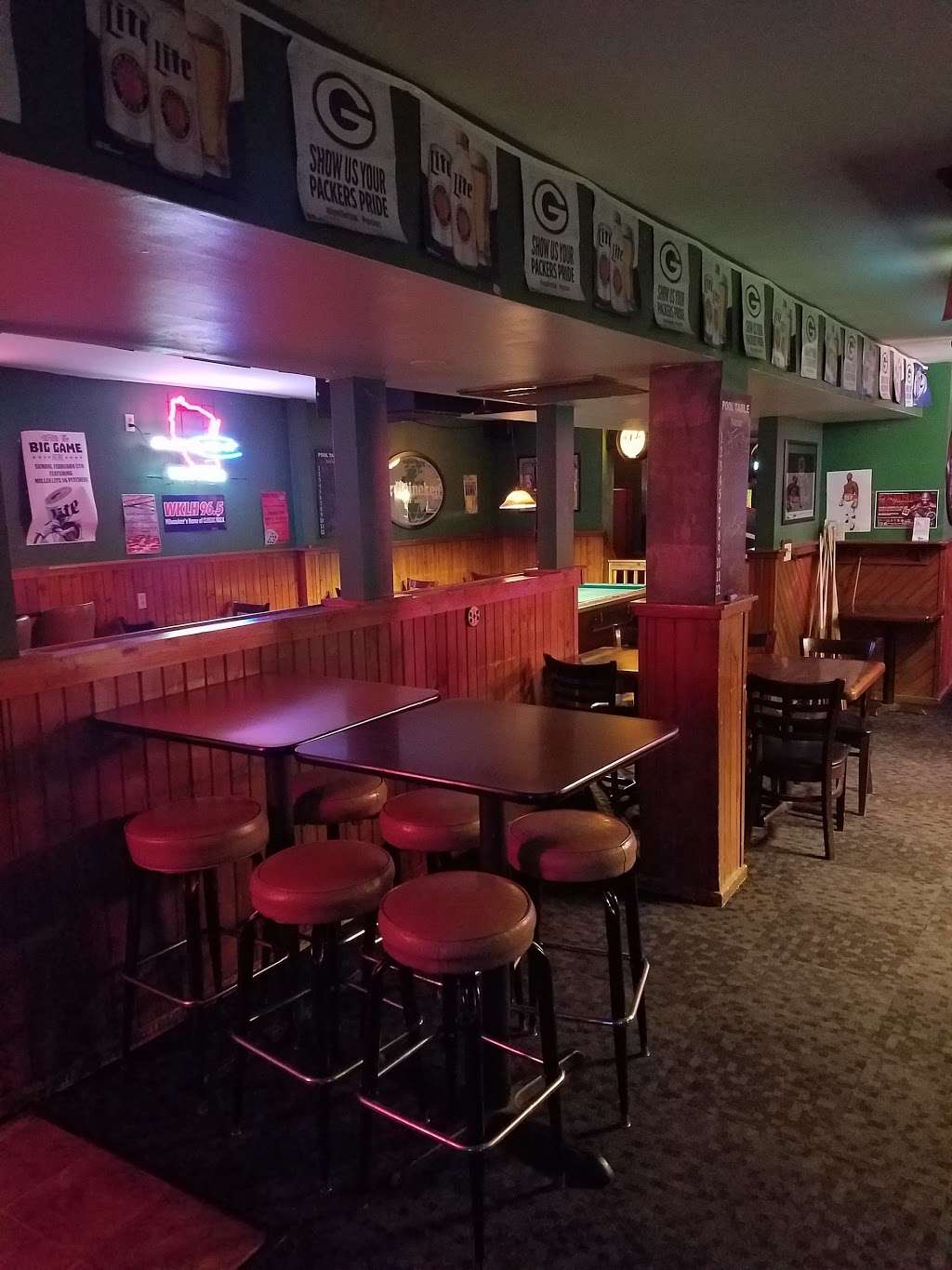 Scott Es Pub | 3800 S 108th St, Greenfield, WI 53228, USA | Phone: (414) 545-7889