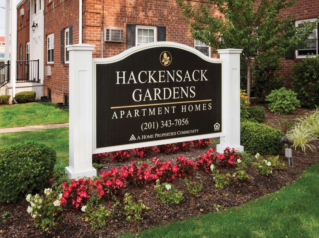 Hackensack Gardens | 100 Arcadia Rd Apt. A, Hackensack, NJ 07601, USA | Phone: (201) 343-7056
