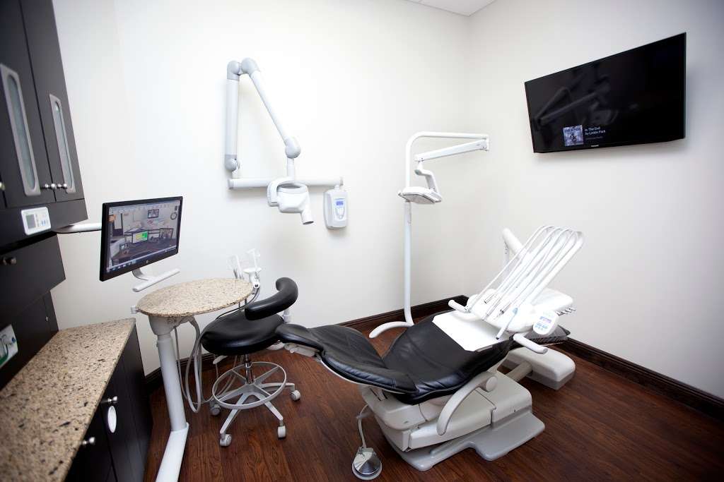 City Dental of Wellington | 2803 FL-7 #100, Wellington, FL 33414 | Phone: (561) 249-3225