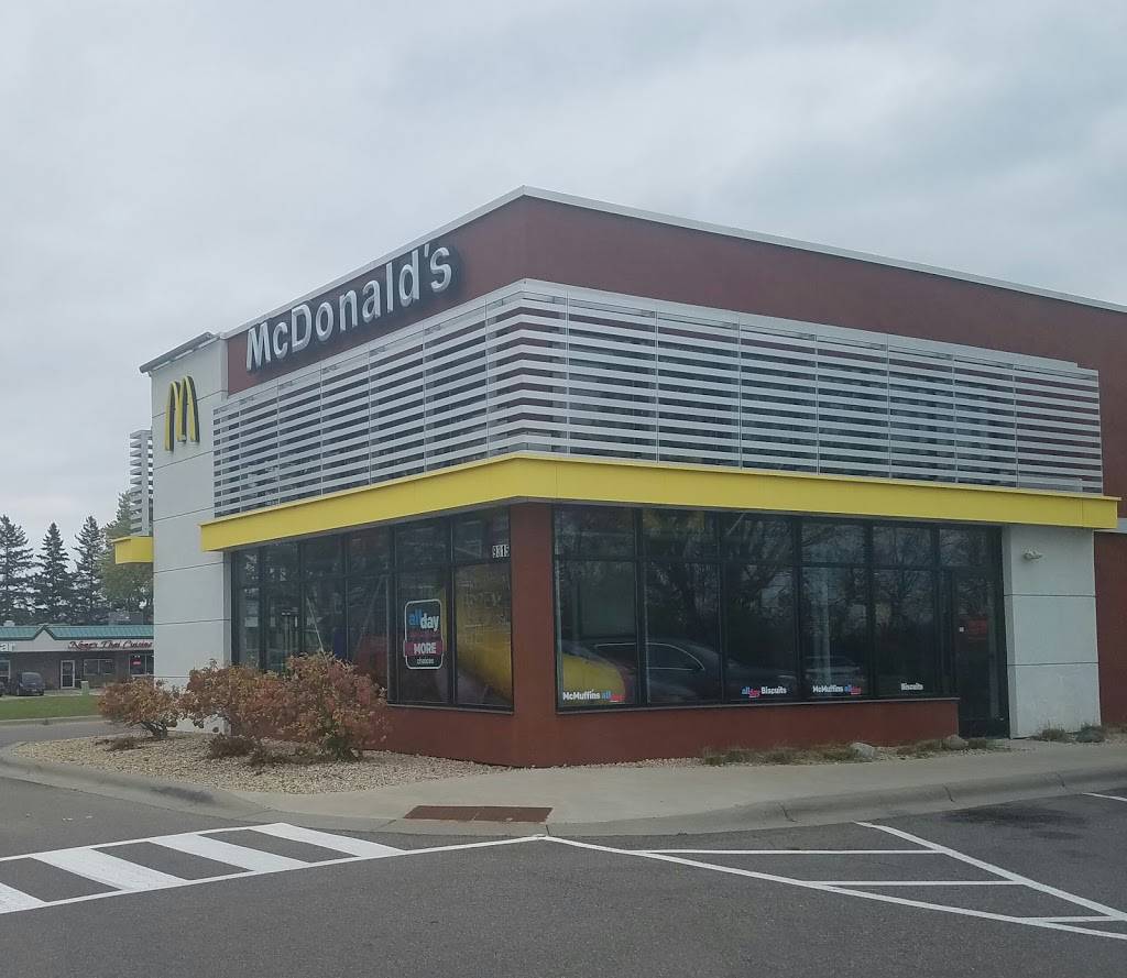 McDonalds | 9315 Medicine Lake Rd, Golden Valley, MN 55427 | Phone: (763) 544-2077