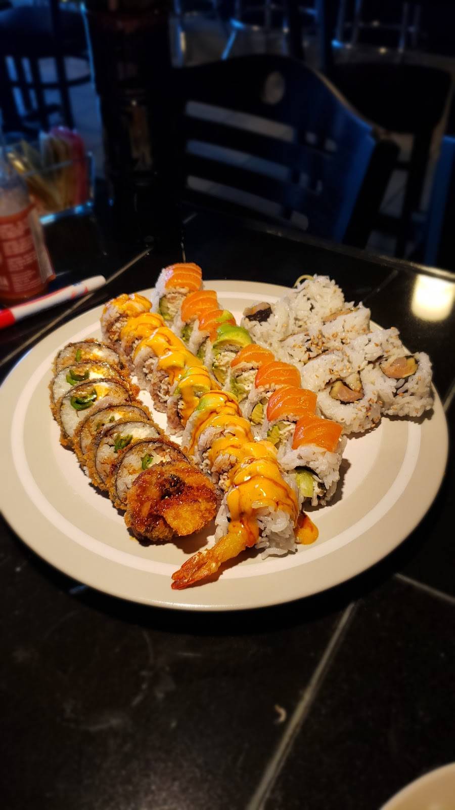 Goldfish Sushi | 4613 Denton Hwy, suit #45, Haltom City, TX 76117, USA | Phone: (817) 656-7028