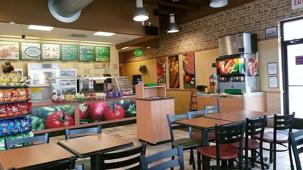 Subway Restaurants | 6250 MO-150, Highway, Grandview, MO 64030, USA | Phone: (816) 763-0533