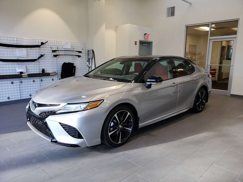 Toyota World of Clinton | 2017 NJ-31, Clinton, NJ 08809 | Phone: (908) 638-4100