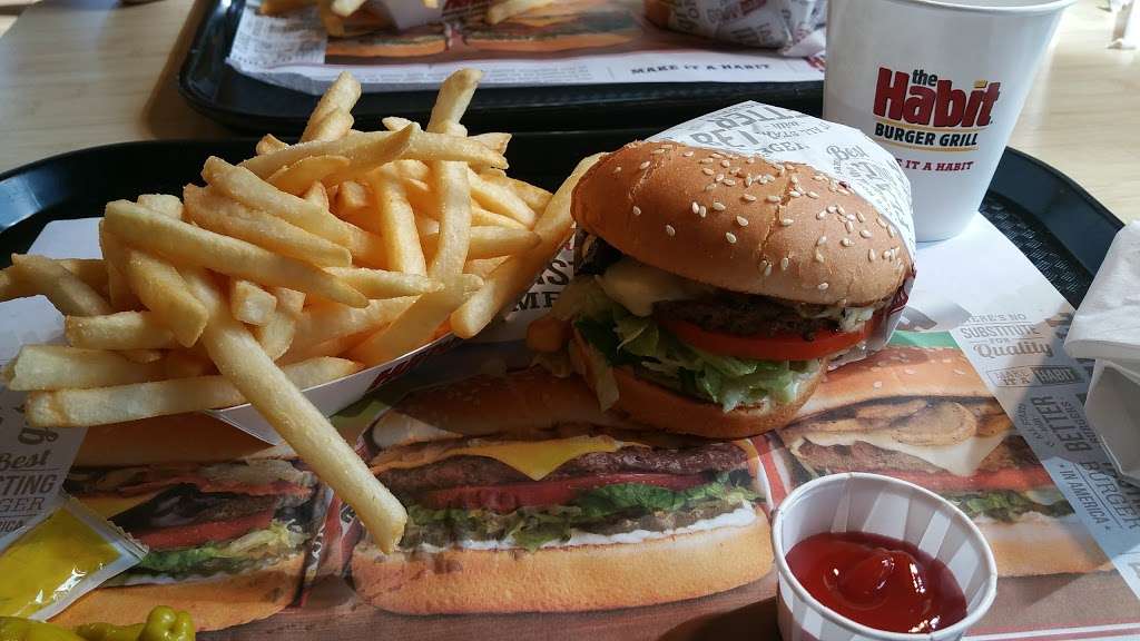 The Habit Burger Grill | 4501 Campus Dr, Irvine, CA 92612, USA | Phone: (949) 823-0167