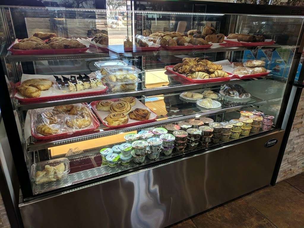 Imperial Market & Deli | 737 E Glendale Ave, Phoenix, AZ 85020, USA | Phone: (602) 285-6999