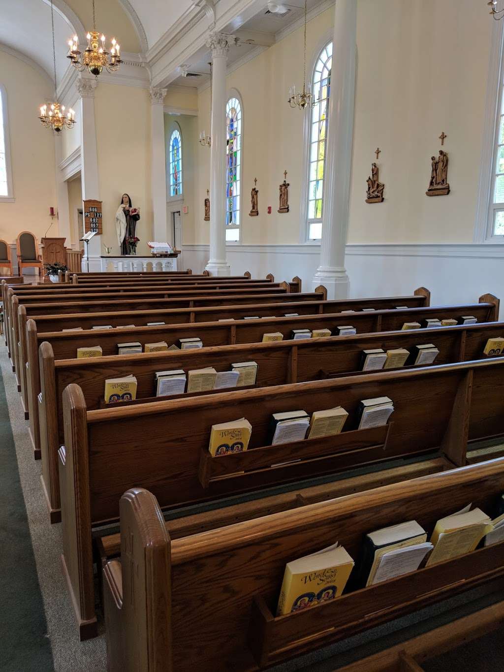 St Teresa Of Avila Church, 146 Main St S, Woodbury, Ct 06798, Usa