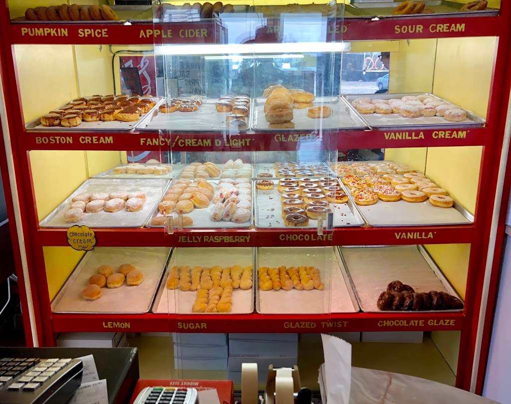 Jacks Donuts | 503 N White Horse Pike, Laurel Springs, NJ 08021 | Phone: (856) 627-0431