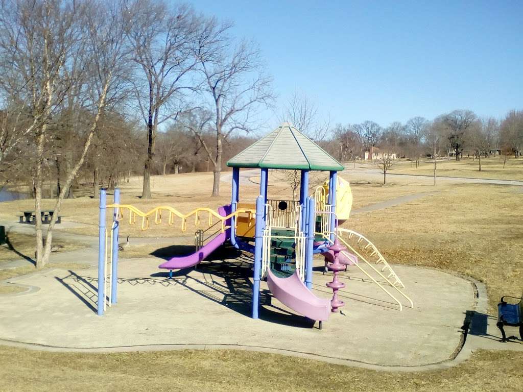 Englewood Park | NE Englewood Rd & North Troost Avenue, Kansas City, MO 64118 | Phone: (816) 513-7500