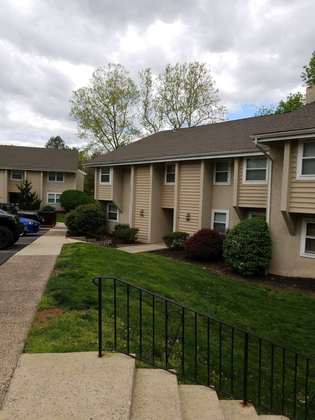 Woodgate Apartments | 1400 Orchard View Rd, Reading, PA 19606 | Phone: (610) 779-4076