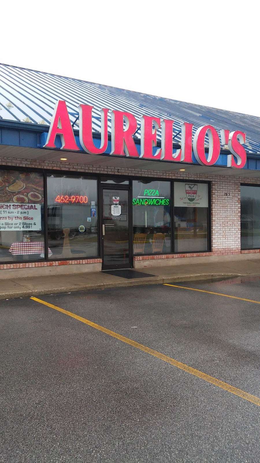 Aurelios Pizza | 265 W Morthland Dr, Valparaiso, IN 46383 | Phone: (219) 462-9700