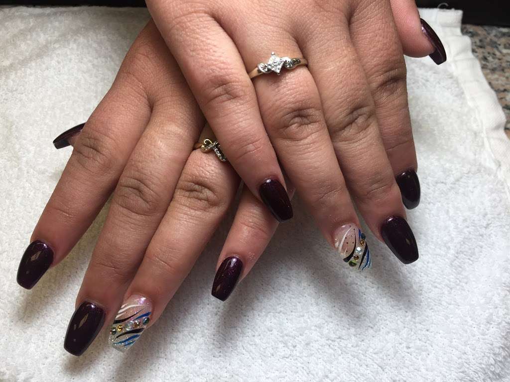 Tina Nail | 208 Belgrade Ave, Roslindale, MA 02131 | Phone: (617) 942-2990