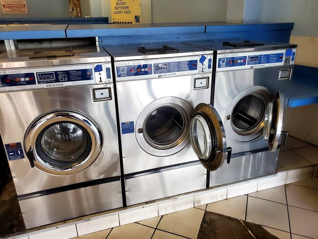 Point Plaza Coin Laundromat | 8757 Temple Terrace Hwy, Temple Terrace, FL 33637, USA | Phone: (813) 690-4056