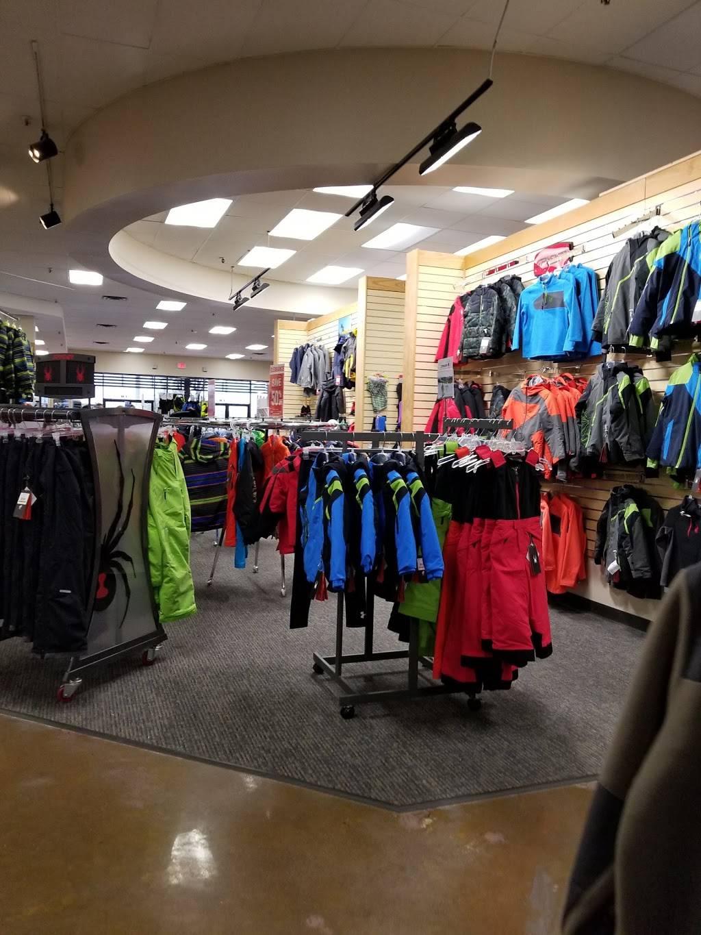 Sun & Ski Sports | 2438 W Anderson Ln, Austin, TX 78757, USA | Phone: (512) 467-2782