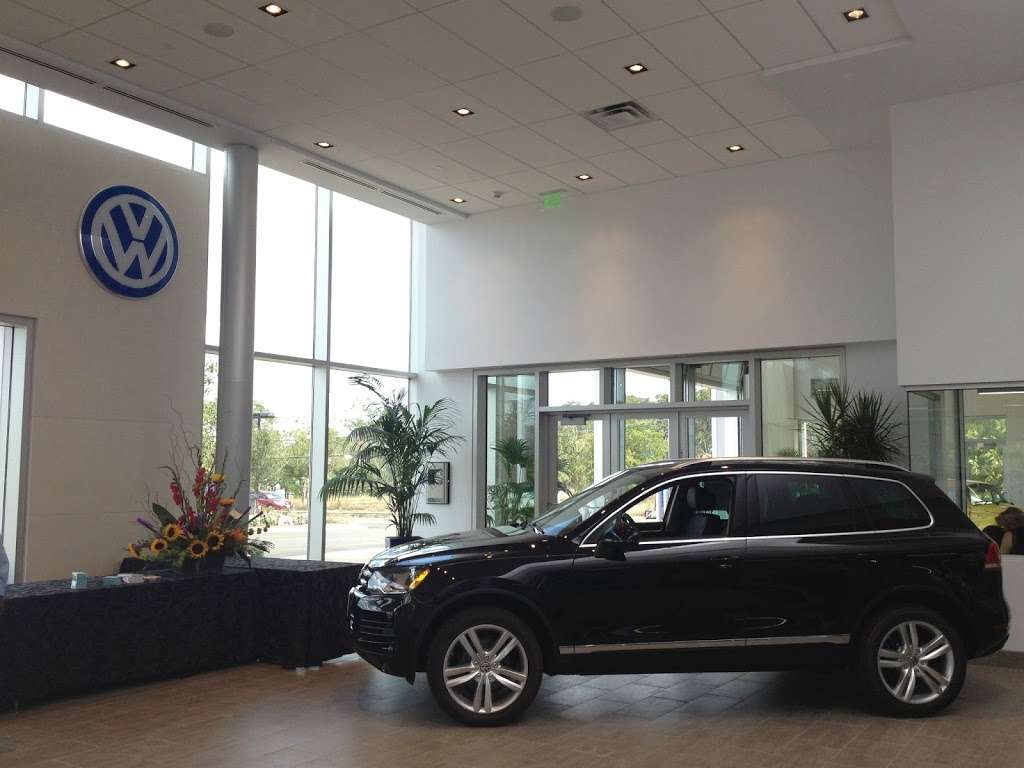 North Park Volkswagen | 21315 I-10, San Antonio, TX 78257, USA | Phone: (210) 581-1000