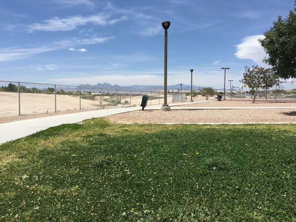 Sandstone Ridge Park | 1661 W Hammer Ln, North Las Vegas, NV 89031, USA | Phone: (702) 633-1600