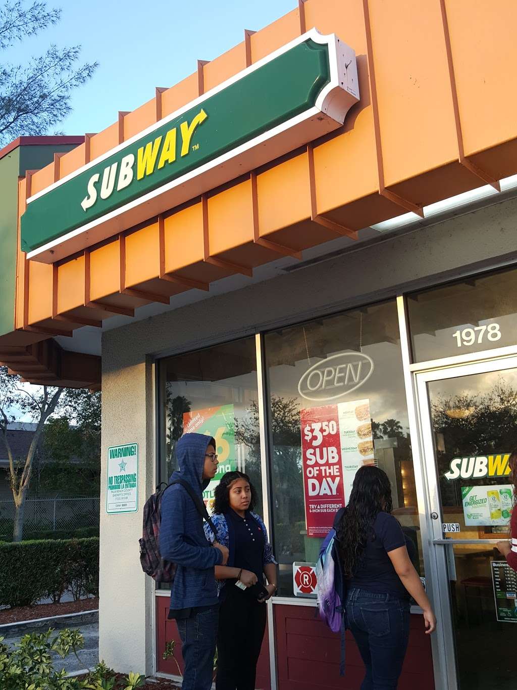 Subway Restaurants | 1978 Lake Worth Rd, Lake Worth Name Category Address Phones URL ￼ ￼ Greater Upper Valley Solid, FL 33467, USA | Phone: (561) 588-0883