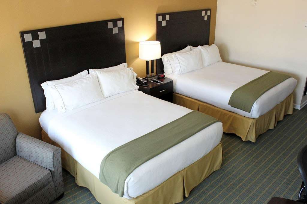 Holiday Inn Express Van Nuys | 8244 Orion Ave, Van Nuys, CA 91406, USA | Phone: (818) 989-5010