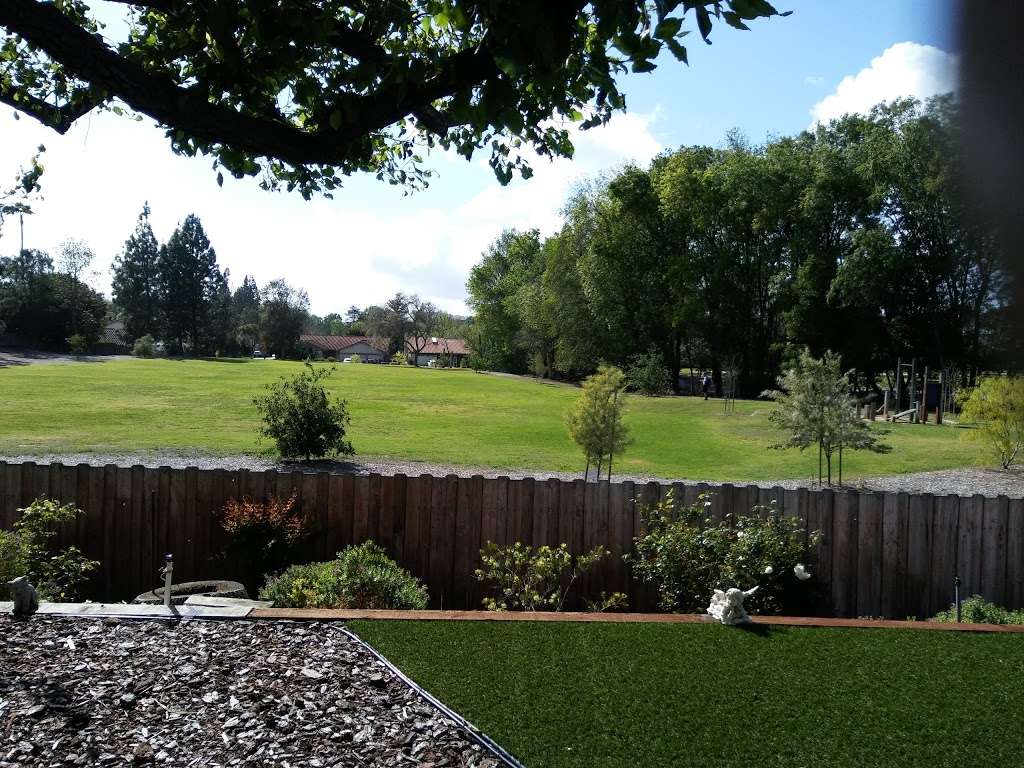 Spring Meadow Park | 3283 Spring Meadow Ave, Thousand Oaks, CA 91360, USA | Phone: (805) 495-6471