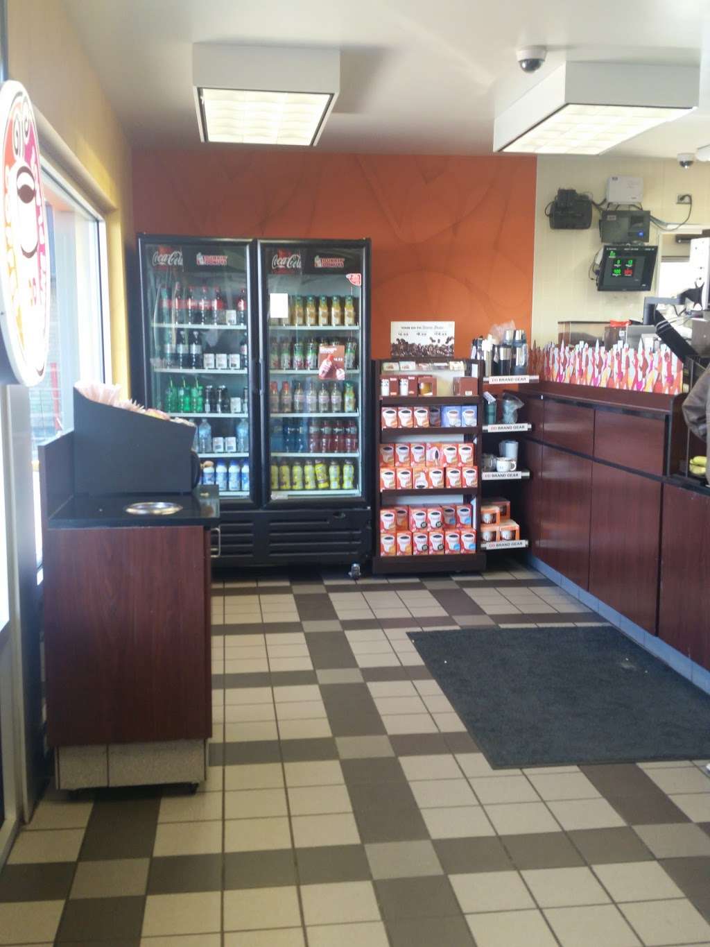 Dunkin Donuts | 105 W Dundee Rd, Arlington Heights, IL 60004, USA | Phone: (847) 342-0406