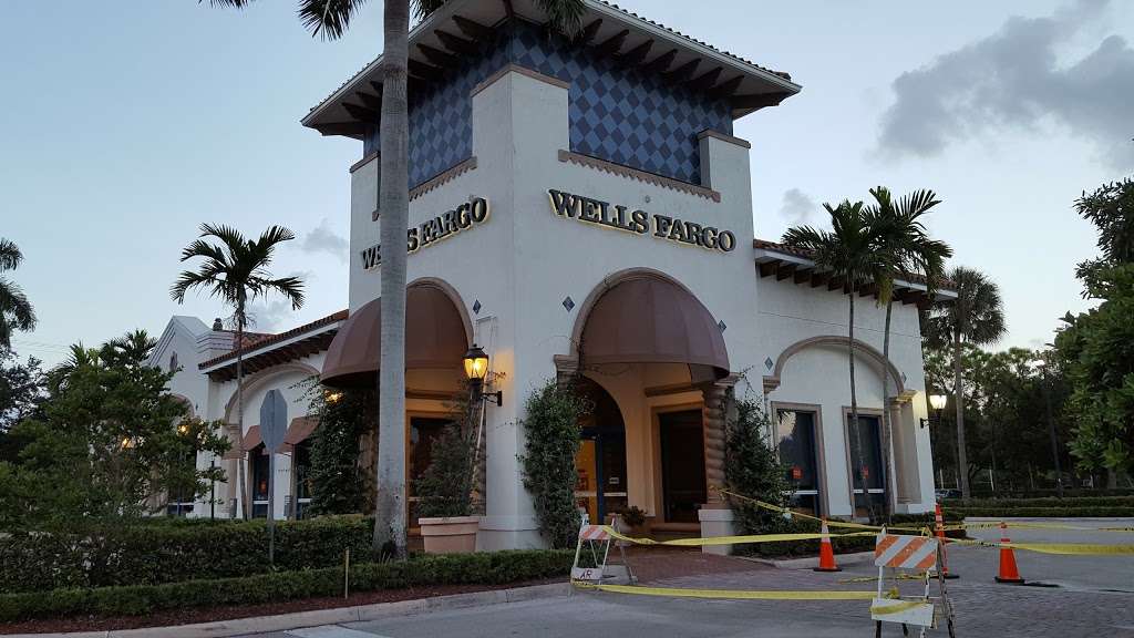 Wells Fargo Bank | 16800 Jog Rd, Delray Beach, FL 33446, USA | Phone: (561) 865-4100