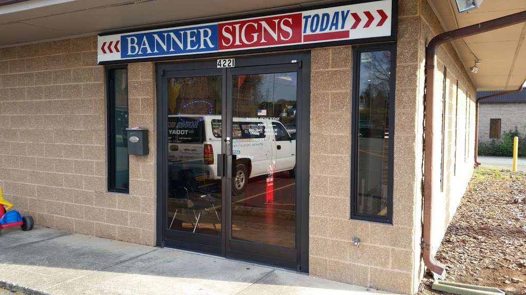 Banner-Signs Today Inc / Allegra Southend | 2526 S Tryon St, Charlotte, NC 28203, USA | Phone: (704) 525-2241