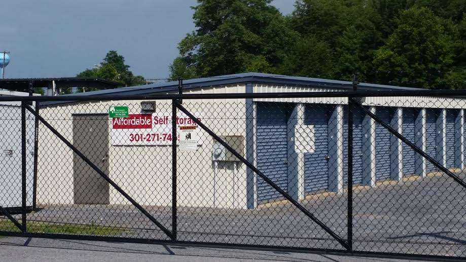 Affordable Self Storage | 18 Maple Dr, Thurmont, MD 21788, USA | Phone: (301) 271-7455