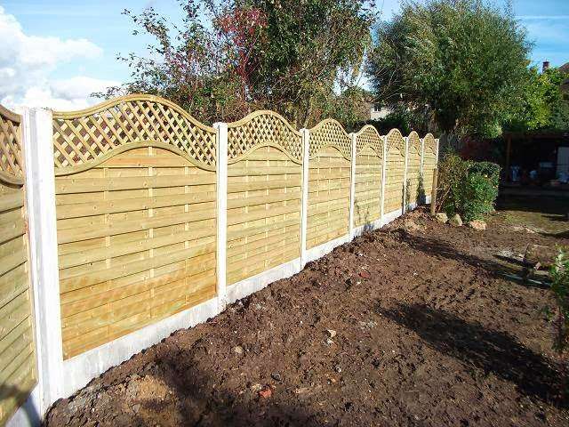 C Ds Fencing & Garden Buildings | Hanging Garden Nurseries, Ongar Rd, Writtle, Chelmsford CM1 3NT, UK | Phone: 01245 422316