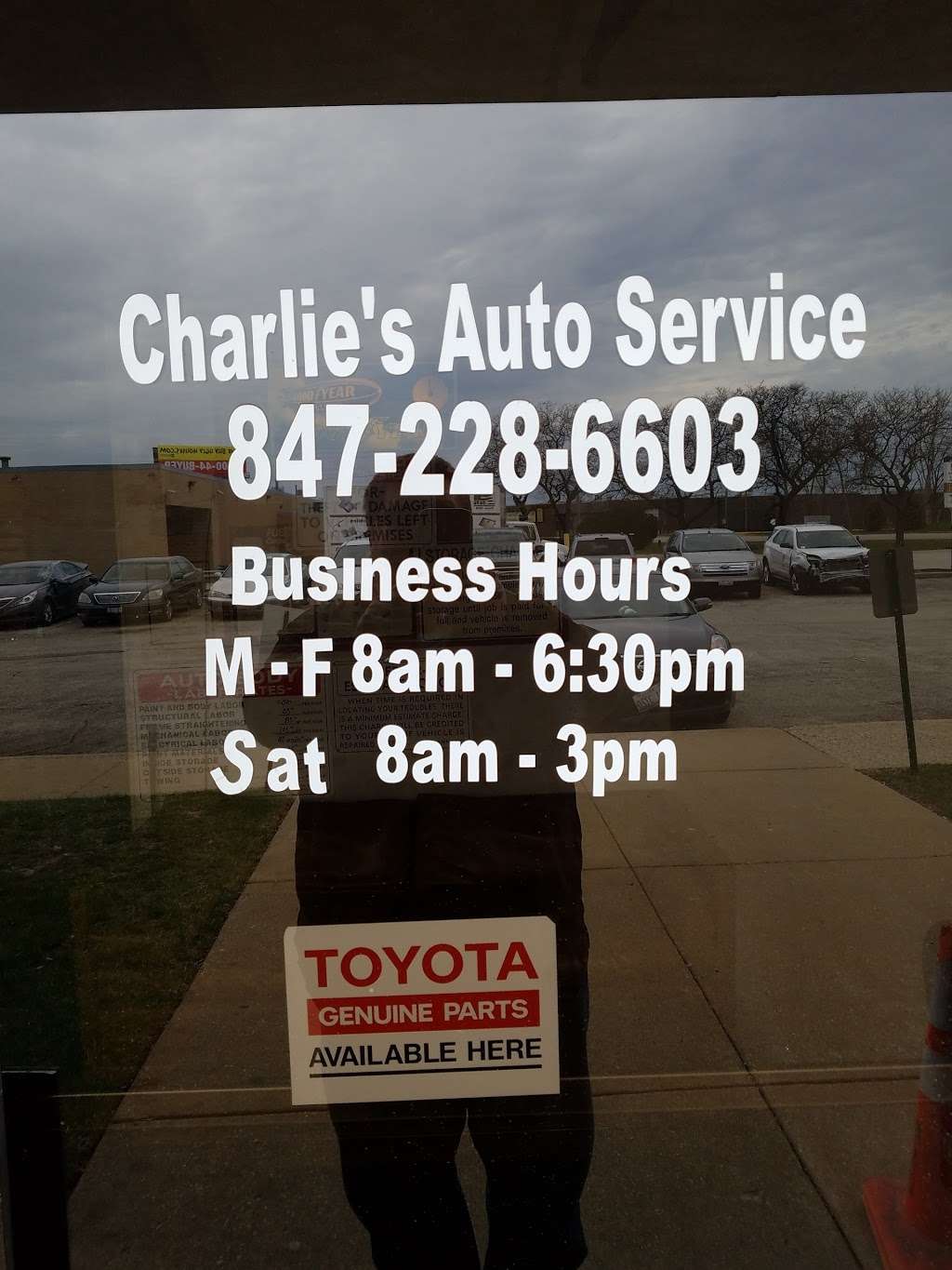 Charlies Auto Service | 1429 E Algonquin Rd, Des Plaines, IL 60016 | Phone: (847) 228-6603