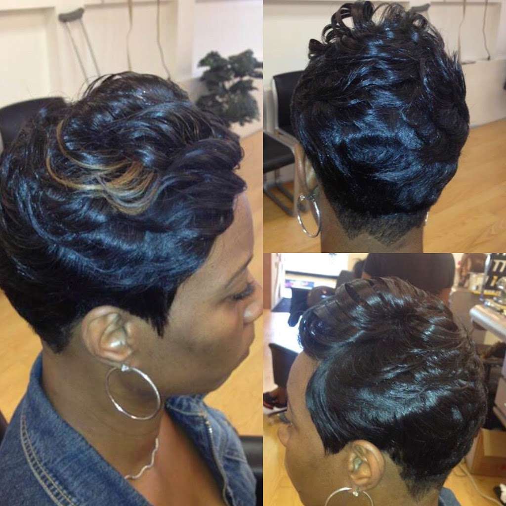 Reekas Hair Studio | 5600 E Black Horse Pike Unit 13, Blackwood, NJ 08012, United States | Phone: (609) 941-6851