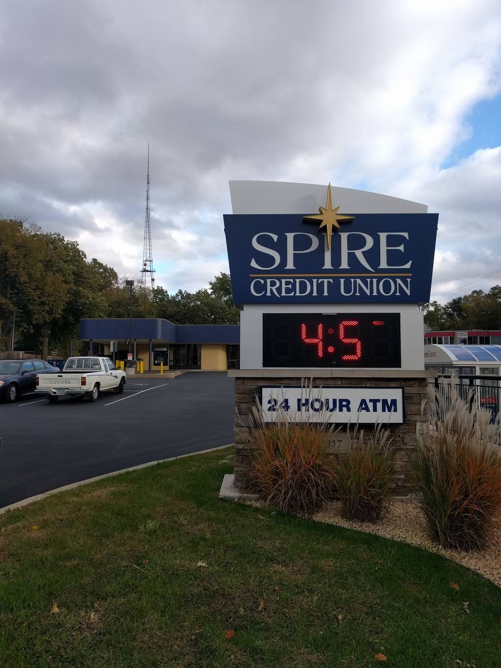 SPIRE Credit Union - Minneapolis | 3117 University Ave SE, Minneapolis, MN 55414, USA | Phone: (651) 215-3500