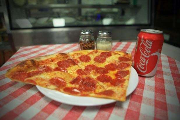 Bentoulis Pizza | 1226 E Hunting Park Ave, Philadelphia, PA 19124 | Phone: (215) 289-3660
