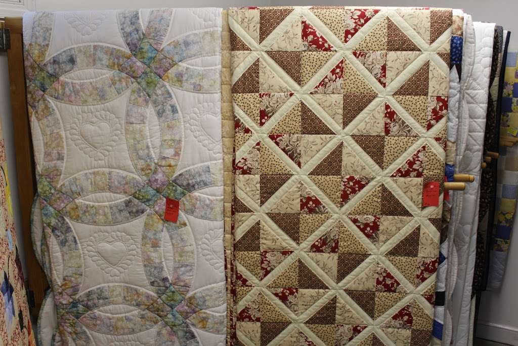 Eshs Handmade Quilts | 9741, 3829 Old Philadelphia Pike, Gordonville, PA 17529, USA | Phone: (717) 768-8435