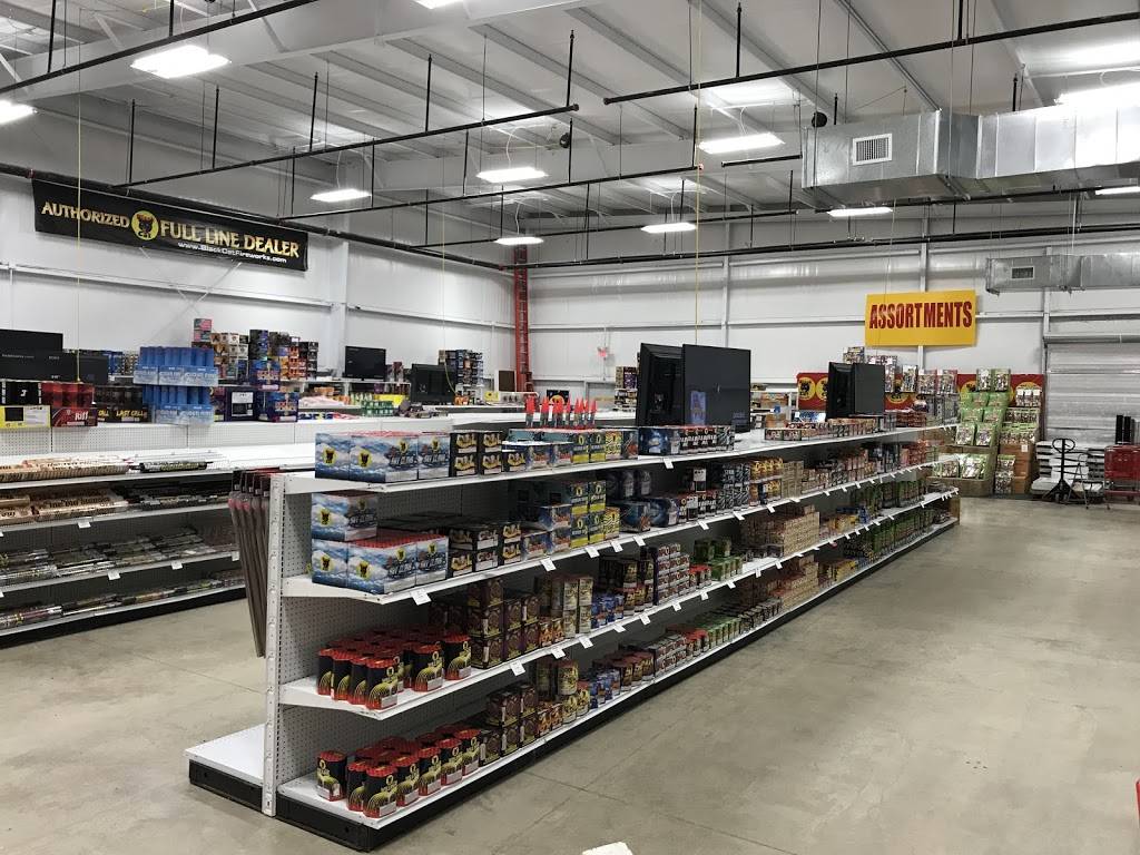 Nelsons Fireworks | 1799 Farm to Market Rd 730 N, Azle, TX 76020, USA | Phone: (214) 535-1739