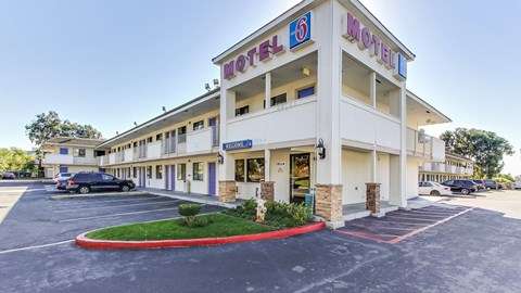 Motel 6 Fremont South | 46101 Research Ave, Fremont, CA 94539, USA | Phone: (510) 490-4528