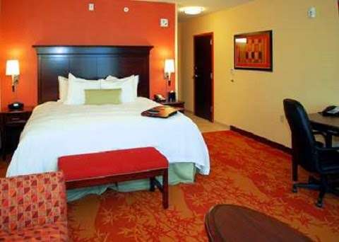 Hampton Inn & Suites Denver/Highlands Ranch | 3095 W, County Line Road, Littleton, CO 80129 | Phone: (303) 794-1800