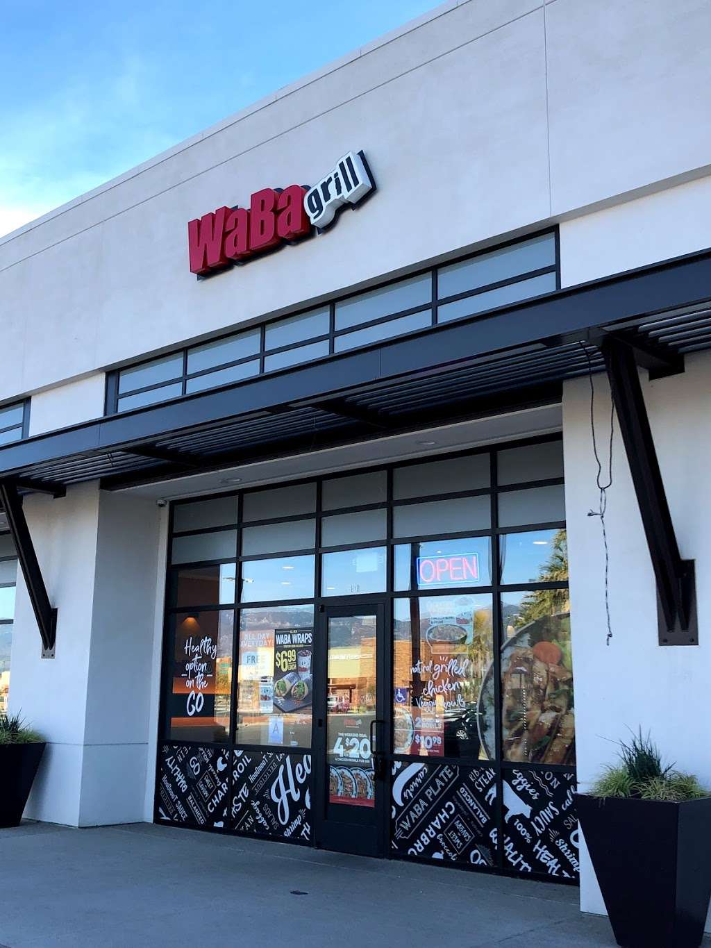 WaBa Grill | 1309 W Renaissance Pkwy #810, Rialto, CA 92376, USA | Phone: (909) 346-0516