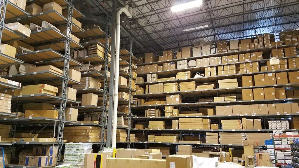 cranbury nj crate and barrel warehouse
