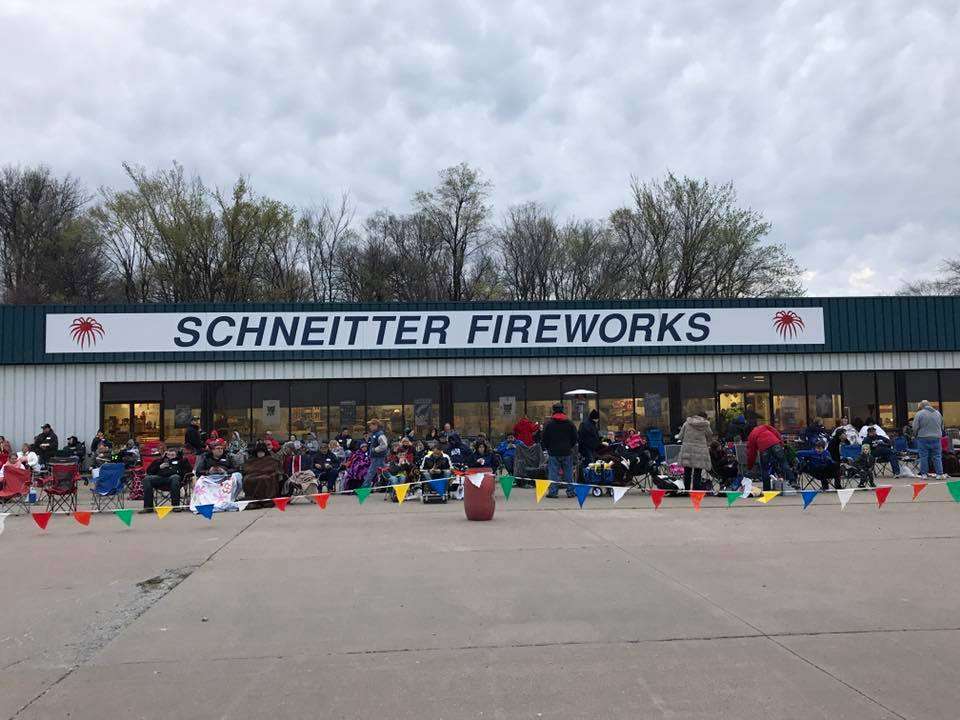 Schneitter Fireworks & Importing Co. | 12801 Co Rd 352, St Joseph, MO 64505, USA | Phone: (816) 232-3969