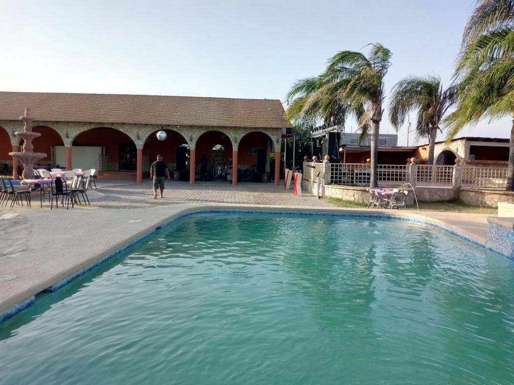 Rancho Victoria | Canadá, Arturo Vega Sánchez, 88177 Nuevo Laredo, Tamps., Mexico | Phone: 867 204 5872