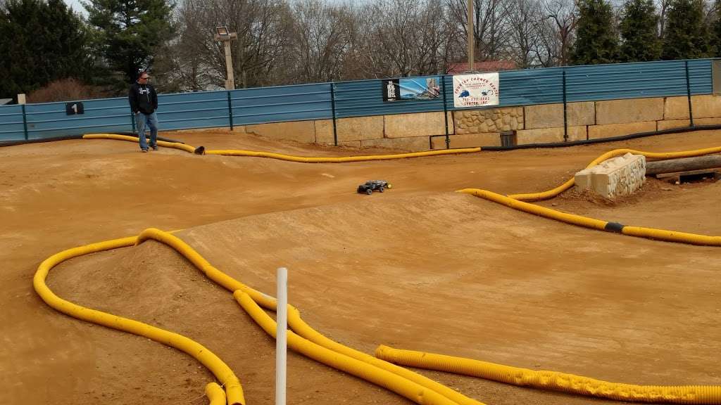 Gs Rc Raceway Inc | 8826 Olde Scotland Rd, Shippensburg, PA 17257, USA | Phone: (717) 530-5200