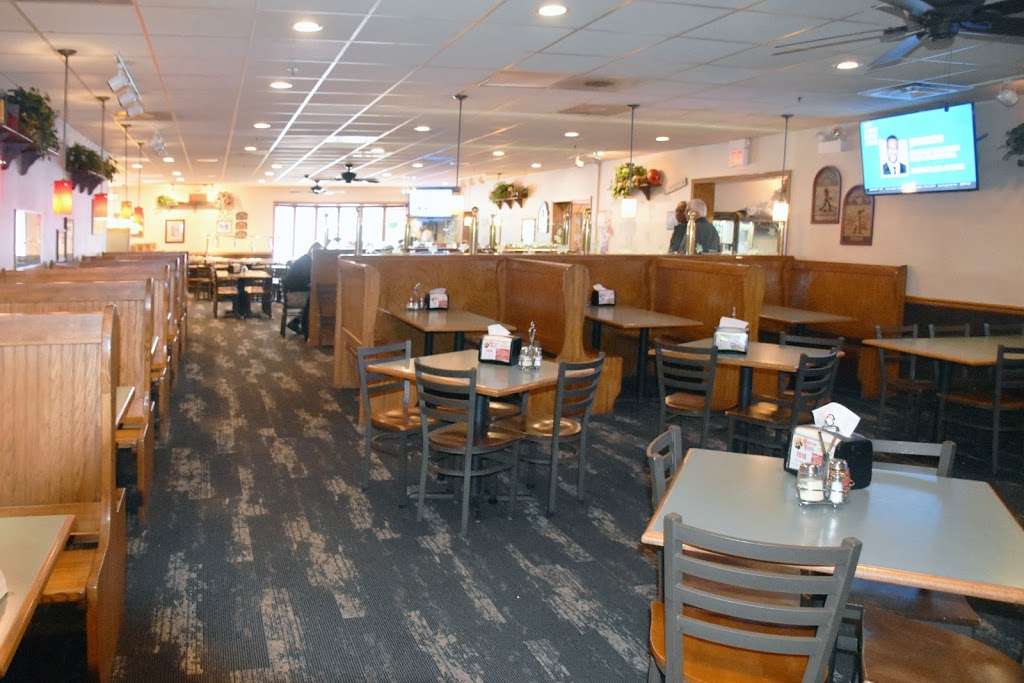 Beggars Pizza | 15600 S Cicero Ave, Oak Forest, IL 60452 | Phone: (708) 535-9500