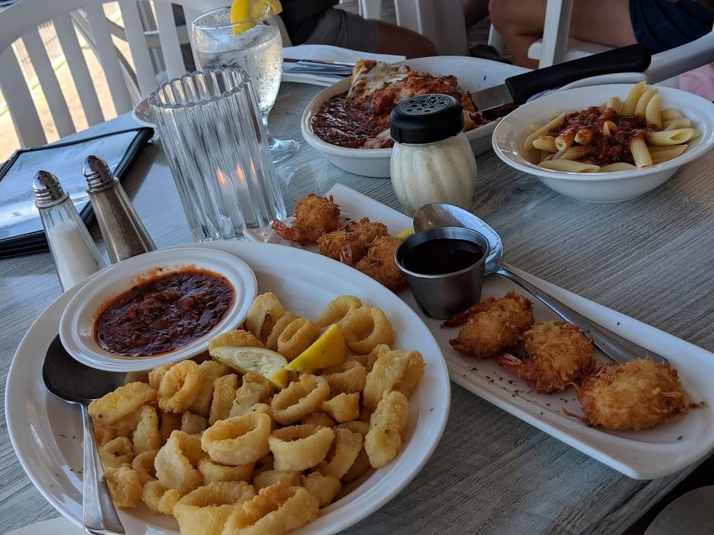 Sea Ketch Restaurant | 127 Ocean Blvd, Hampton Beach, NH 03842, USA | Phone: (603) 926-0324