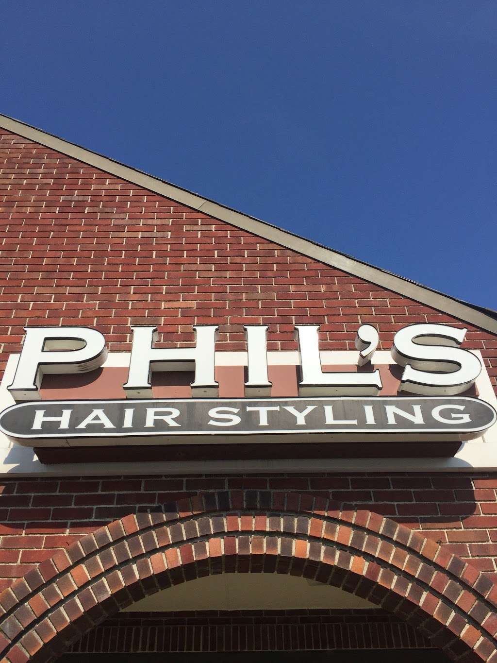 Phils Hairstyling | 401 Monroe Turnpike # 11, Monroe, CT 06468, USA | Phone: (203) 268-5020