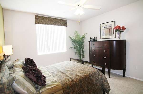 Provence at Valencia Apartments | 28160 McBean Pkwy, Valencia, CA 91354 | Phone: (661) 296-6458