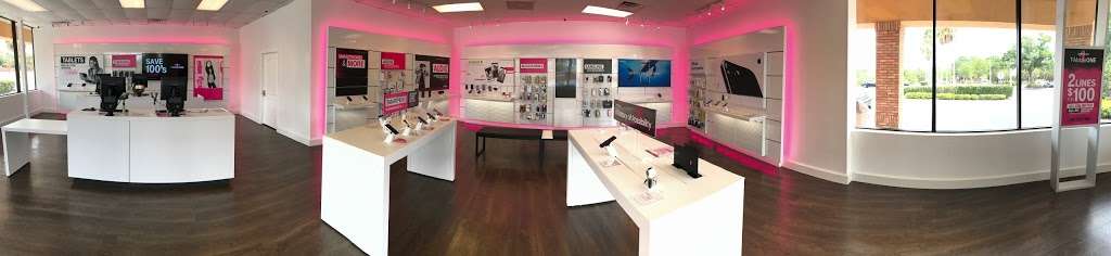 T-Mobile | 2538 Simpson Rd, Kissimmee, FL 34744, USA | Phone: (407) 350-4148